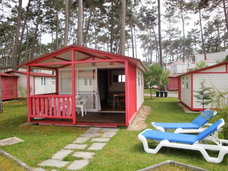 Отель Parque De Campismo Orbitur Сан-Педру-де-Моэл Номер фото