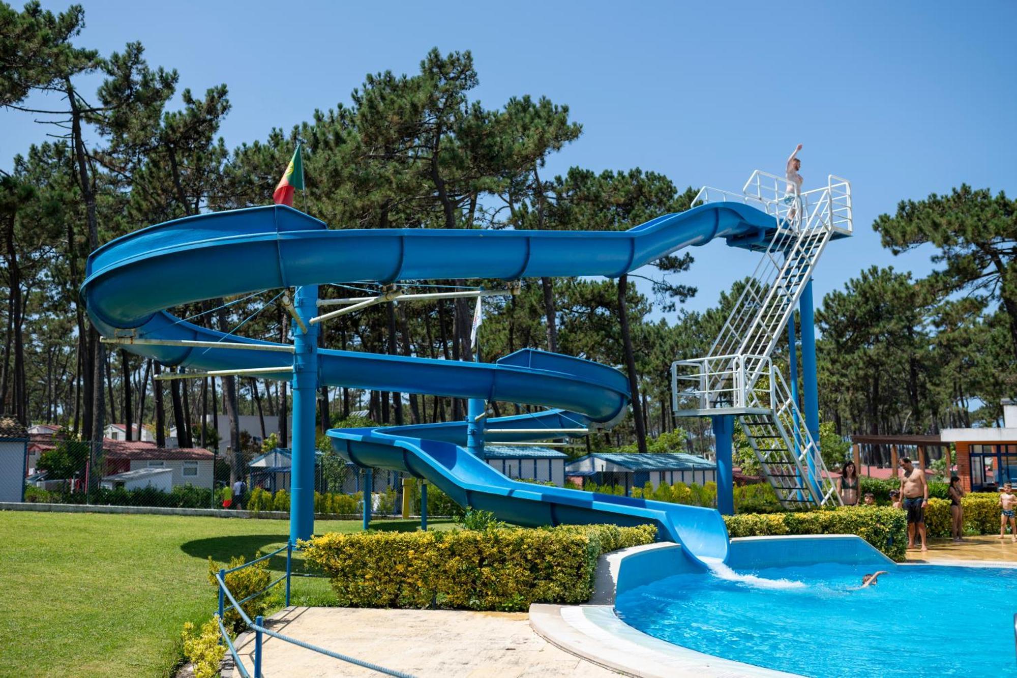 Отель Parque De Campismo Orbitur Сан-Педру-де-Моэл Экстерьер фото