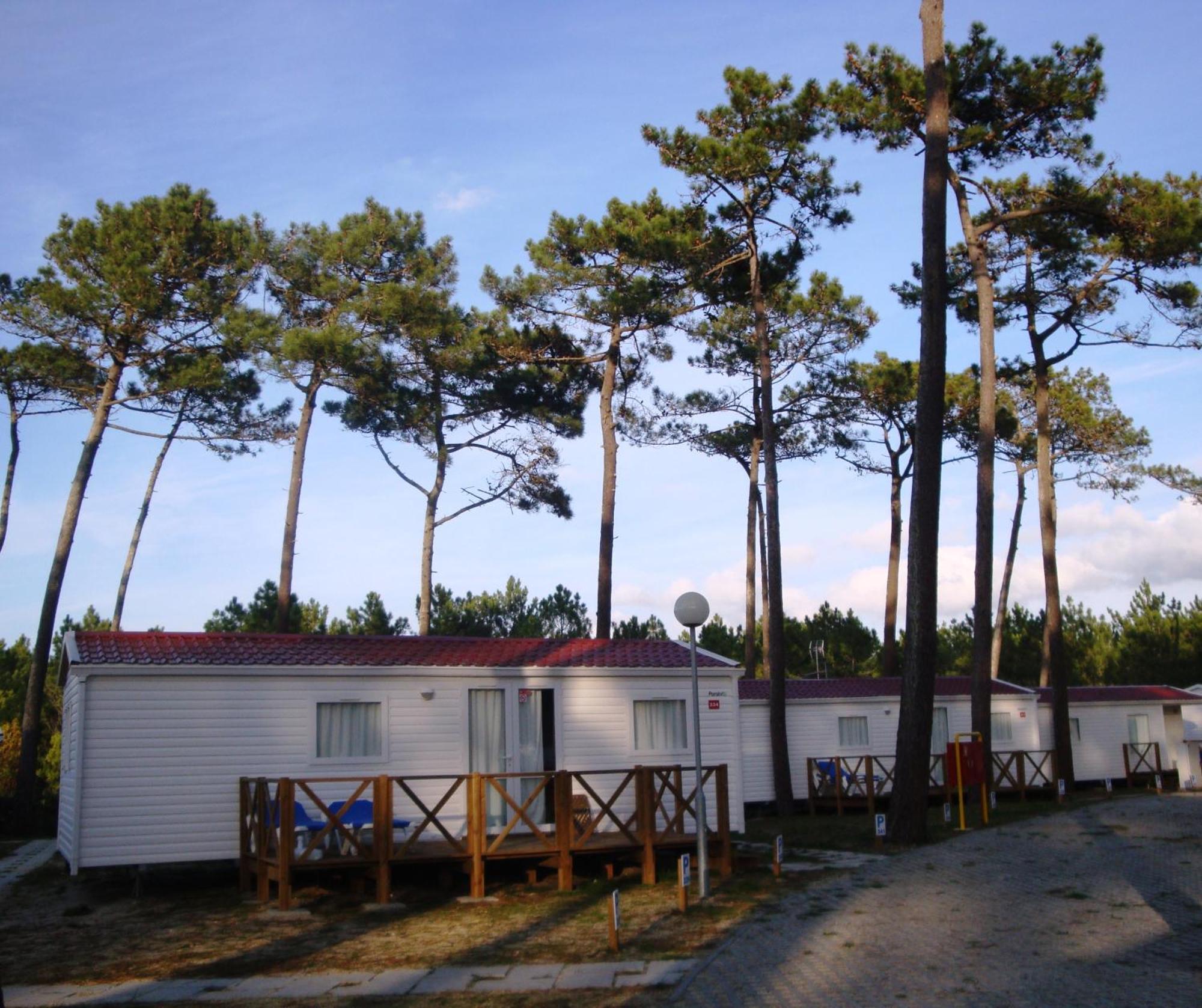 Отель Parque De Campismo Orbitur Сан-Педру-де-Моэл Экстерьер фото